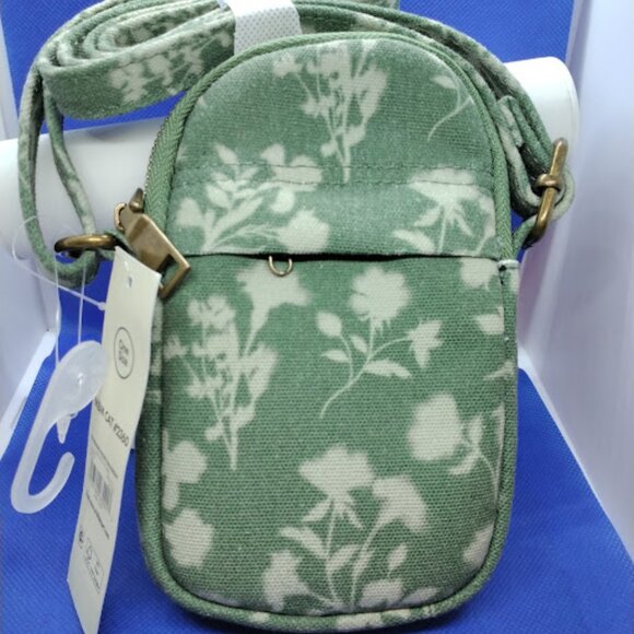 NWT...No Boundaries Canvas Mini Crossbody Bag, Women's - Picture 2 of 10